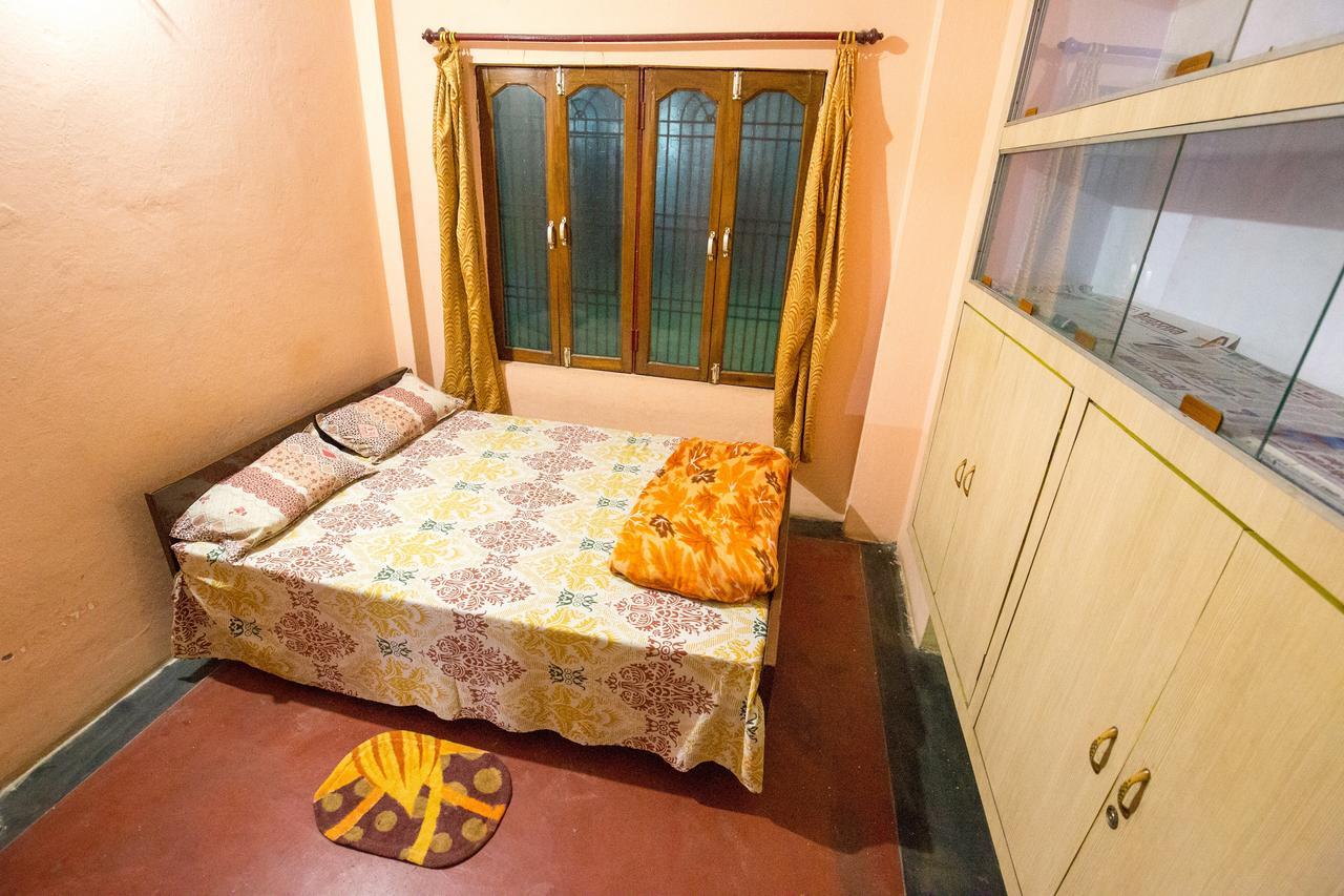 ורנאסי Somit Paying Guest House מראה חיצוני תמונה
